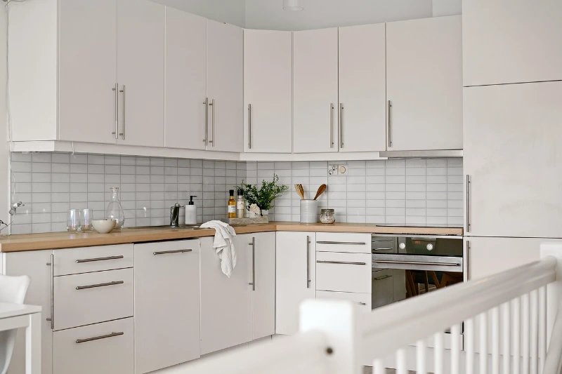 how do i restain kitchen cabinets